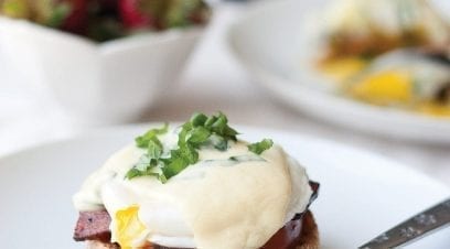 Classic Eggs Benedict with Hollandaise