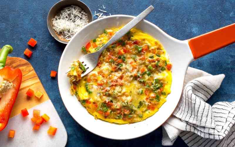 Veggie Pizza Omelet